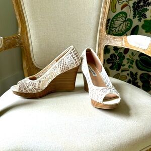 American Eagle lace wedge heels.